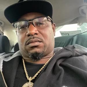 Meet your Posher, Ronald